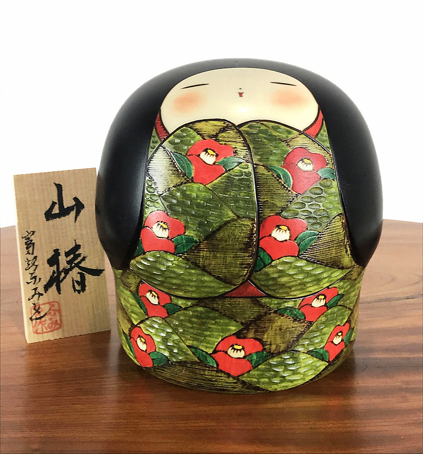 Pregiata kokeshi "Yamatsubaki" - "Camelia di Montagna" di Fumio Tomidokoro