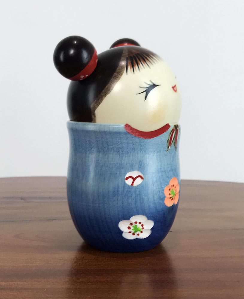 Orecchini Pendente Kokeshi Giapponese In Acrilico – Bambola Tradizionale, Ipoallergenici, Regalo Donna E Ragazza