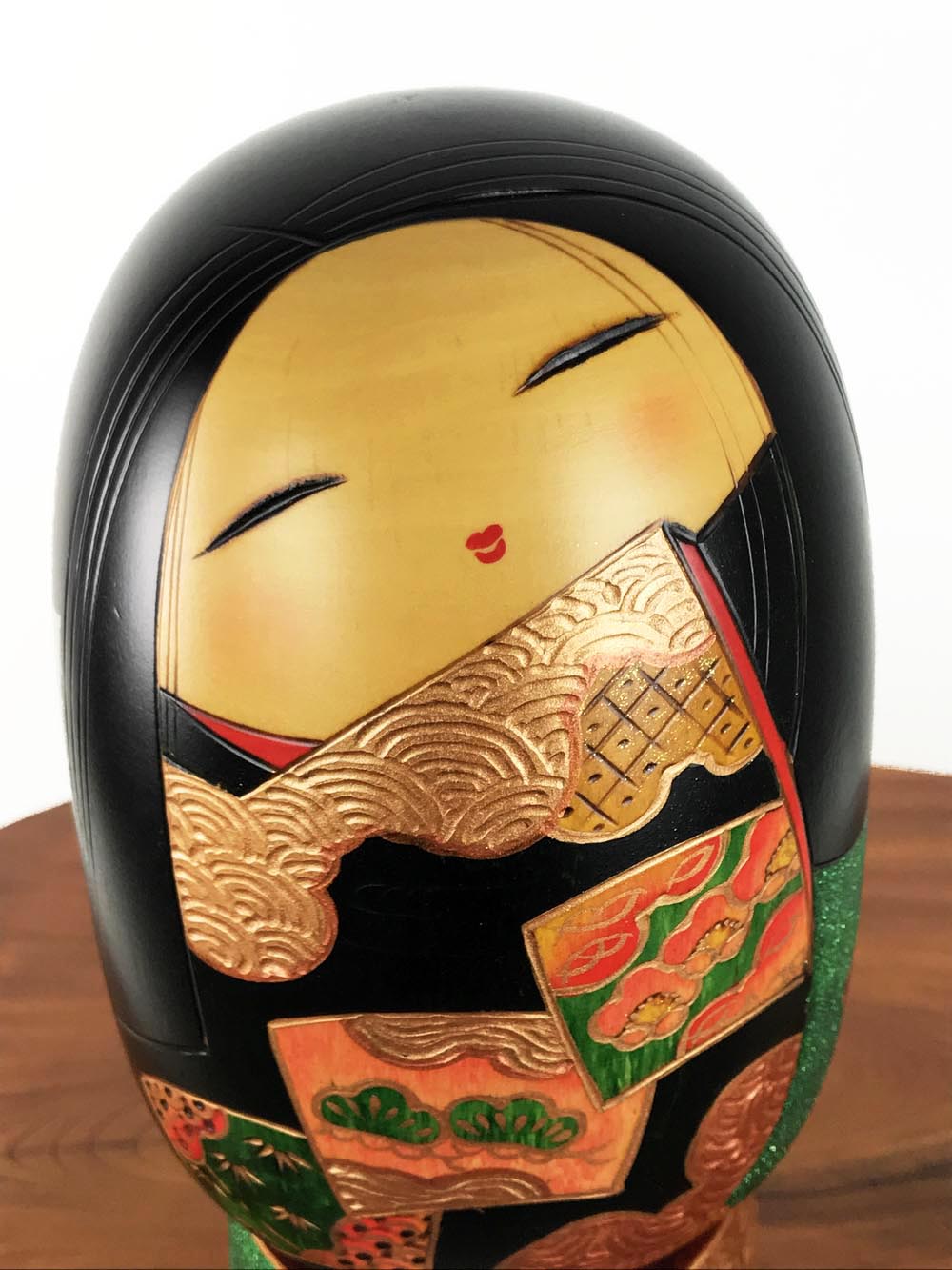 Kokeshi Vintage di Toshio Sekiguchi con pregiato kimono - immagine 2