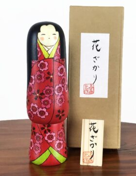 Bambola Kokeshi "Piena Fioritura" di Fumio Tomidokoro