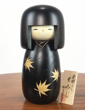 Usaburo Bambola Giapponese Sosaku Kokeshi - Ragazza Taisho Con Kimono - Fatta A Mano In Legno Mizuki - Altezza 15 Cm