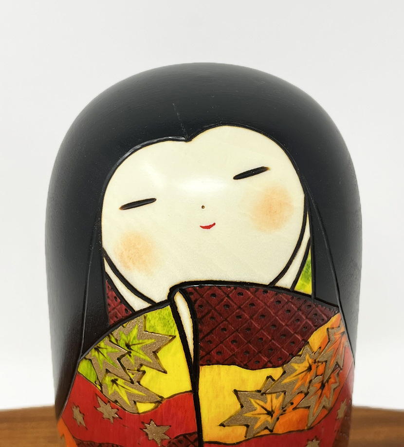 Raffinata Kokeshi "Shinshu" - "Autunno profondo" di Fumio Tomidokoro - immagine 6