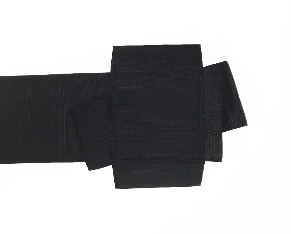 Cintura obi nera con fiocco e chiusura in velcro - immagine 4