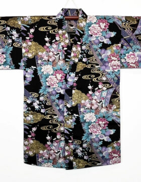 Yukata corto nero con elegante motivo di principessa e fiori di ciliegio