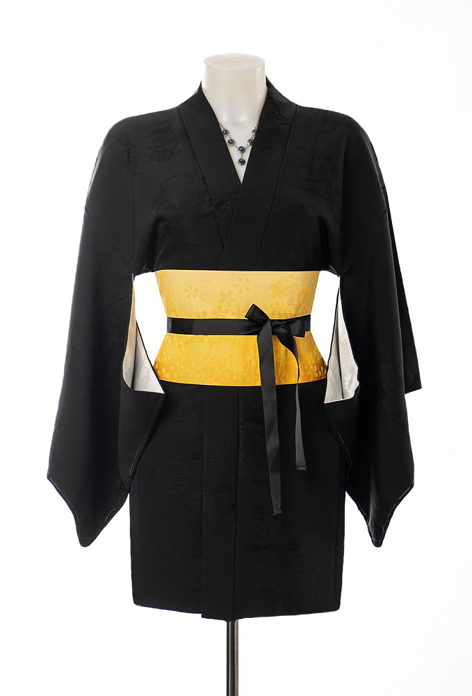 Cintura Obi Artigianale Color Rubino Con Elegante Motivo Di Campanule E Nastro Nero