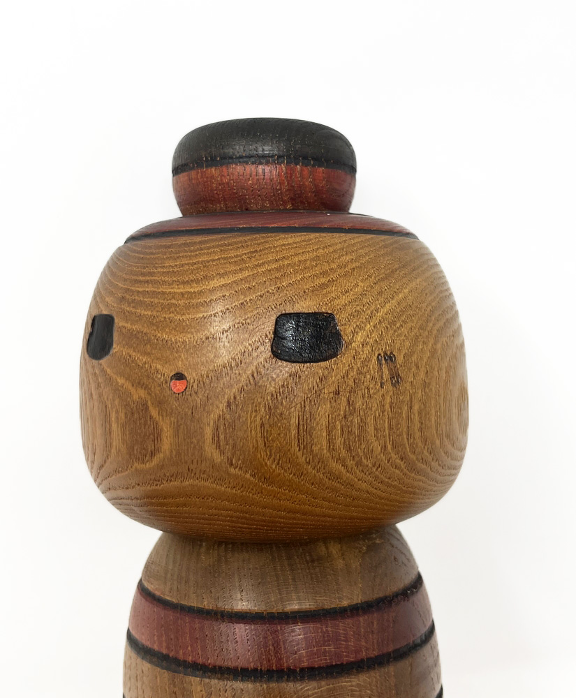 Rara kokeshi vintage da collezione "Matsuri no ko" - "Ragazzo della Festa" di Yamanaka Sanpei con base - immagine 7
