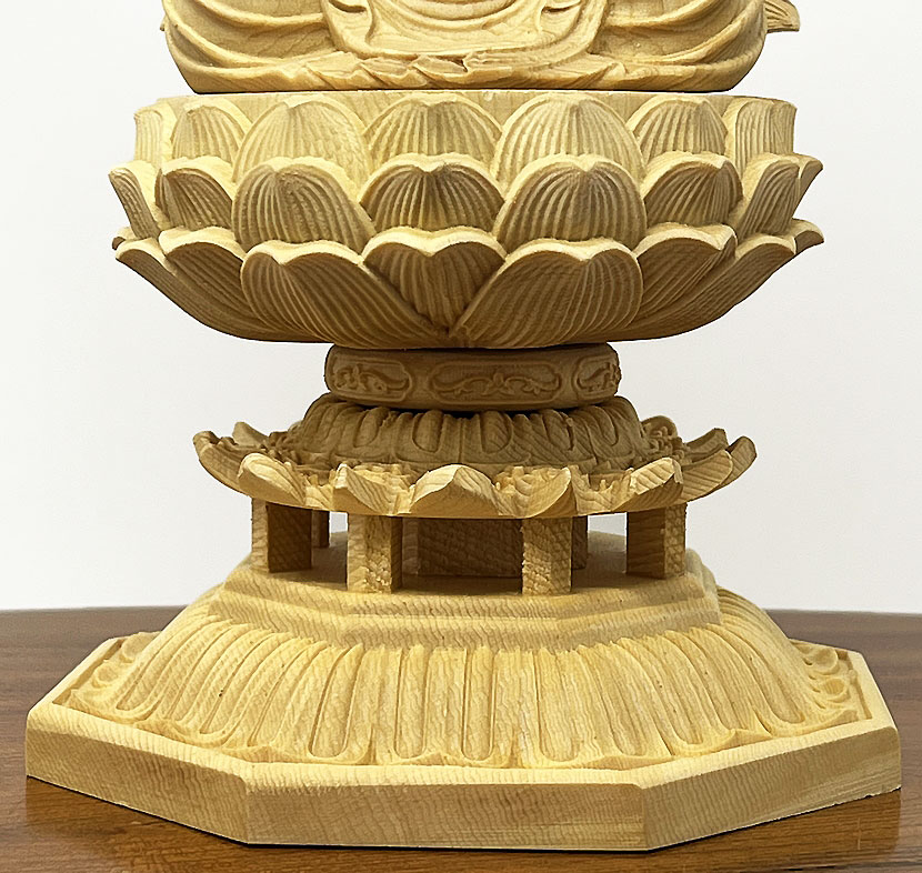 Statua di Buddha Amida Nyorai seduta in legno di cipresso con piedistallo ottagonale (28,5 cm) - immagine 15