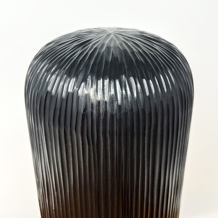 Esclusiva kokeshi vintage "Kikudō" - "Ragazza dei Fiori di Kiku" di Tatsuo Kato (30,5 cm) - immagine 10