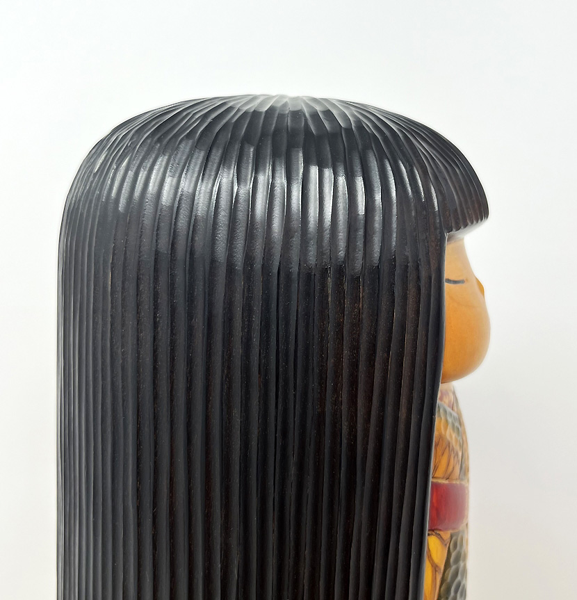 Esclusiva kokeshi vintage "Kikudō" - "Ragazza dei Fiori di Kiku" di Tatsuo Kato (30,5 cm) - immagine 13