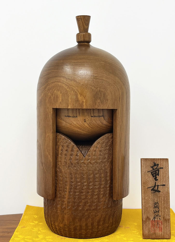 Raffinata kokeshi vintage da collezione "Dōjo" – "Giovane ragazza" di Shido Shozan (26,5 cm)