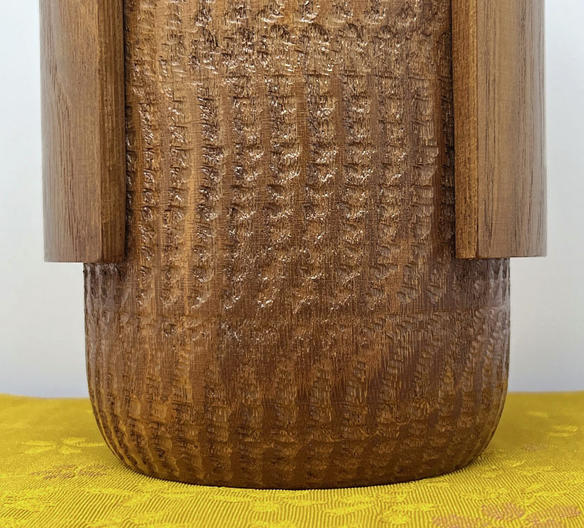 Raffinata kokeshi vintage da collezione "Dōjo" – "Giovane ragazza" di Shido Shozan (26,5 cm) - immagine 7