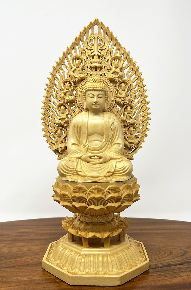 Statua di Buddha Amida Nyorai seduta in legno di cipresso con piedistallo ottagonale (29 cm)