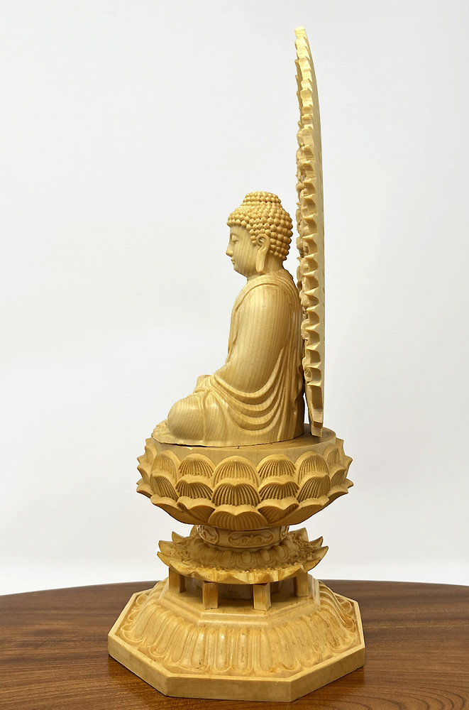 Statua di Buddha Amida Nyorai seduta in legno di cipresso con piedistallo ottagonale (29 cm) - immagine 3