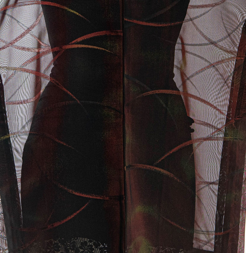 Haori Kimono nero semitrasparente con elegante motivo rosso cangiante - immagine 7