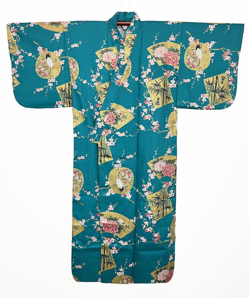 Yukata turchese con elegante motivo di gru e ventagli