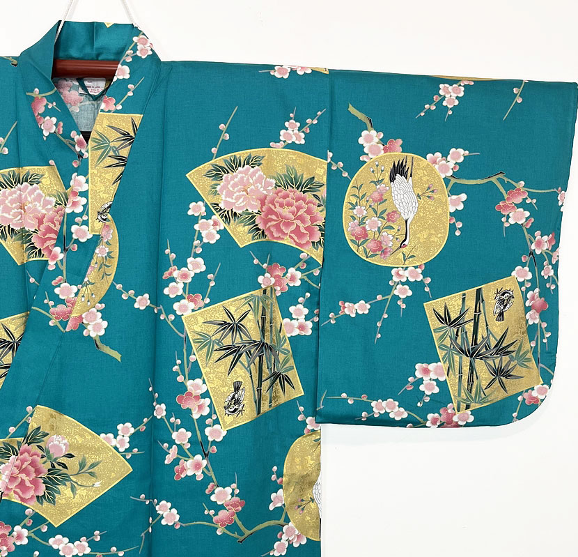 Yukata turchese con elegante motivo di gru e ventagli - immagine 2