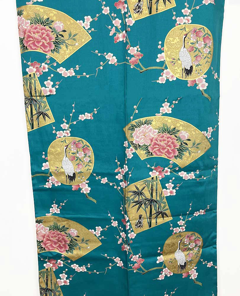 Yukata turchese con elegante motivo di gru e ventagli - immagine 7