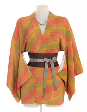 Elegante Haori Kimono con raffinato motivo color tramonto