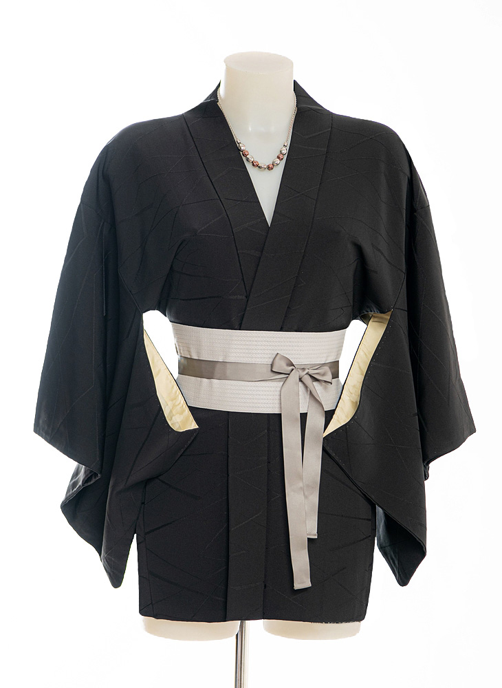 Haori Kimono nero con elegante motivo astratto