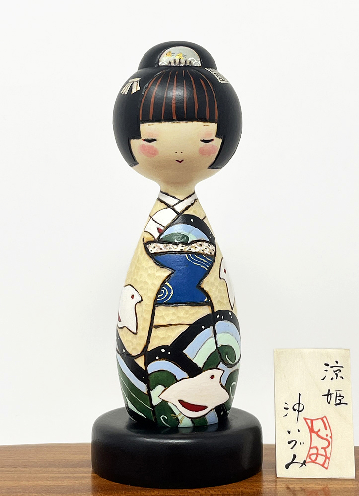 Esclusiva kokeshi "Suzuhime" - "Principessa della brezza di mare" di Oki Izumi - Pezzo unico