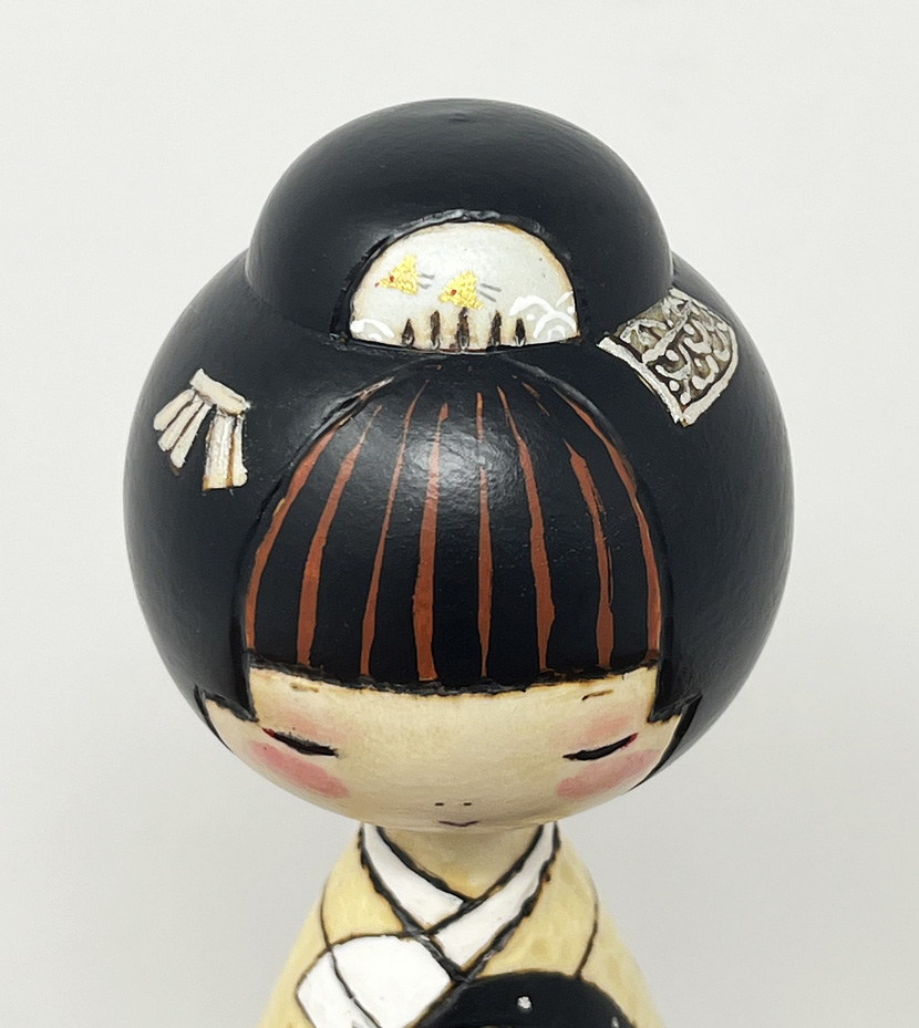 Esclusiva kokeshi "Suzuhime" - "Principessa della brezza di mare" di Oki Izumi - Pezzo unico - immagine 11