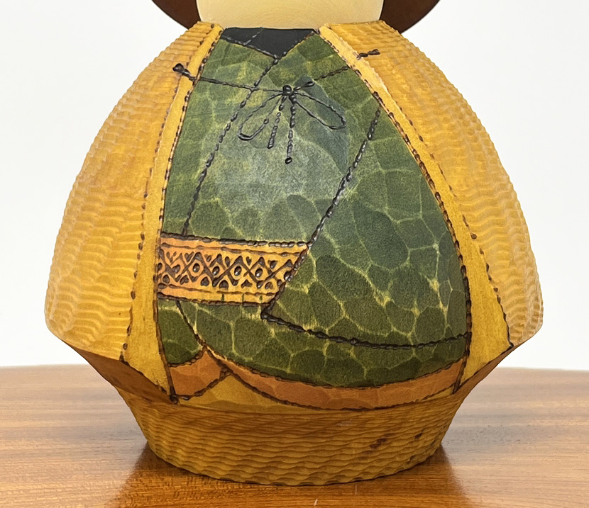 Rara kokeshi vintage "Ikusanga" - "Oltre la montagna" di Sansaku Sekiguchi - immagine 8