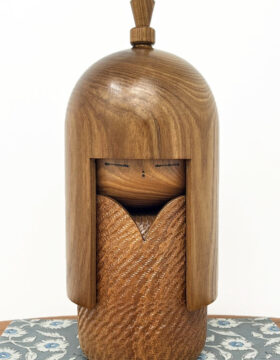 Raffinata kokeshi vintage da collezione "Dōjo" – "Giovane ragazza" di Shido Shozan (26 cm)