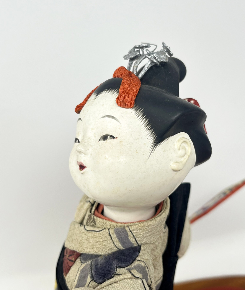Straordinaria Bambola "Kamuro" - “Giovane Apprendista Oiran” di Okamoto Gyokusui con scatola di legno - immagine 13