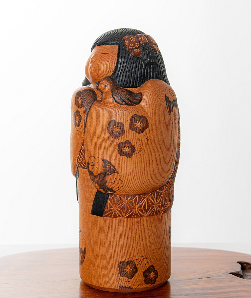 Straordinaria kokeshi "Haru no ro" - "Calore di Primavera" di Yuko Yamazaki (35 cm) - immagine 3