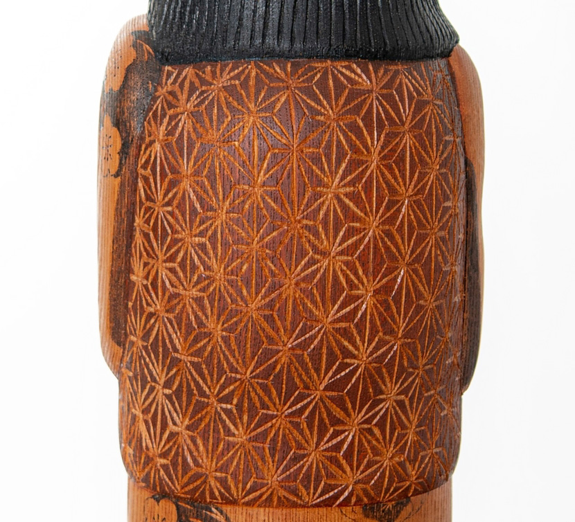 Straordinaria kokeshi "Haru no ro" - "Calore di Primavera" di Yuko Yamazaki (35 cm) - immagine 15