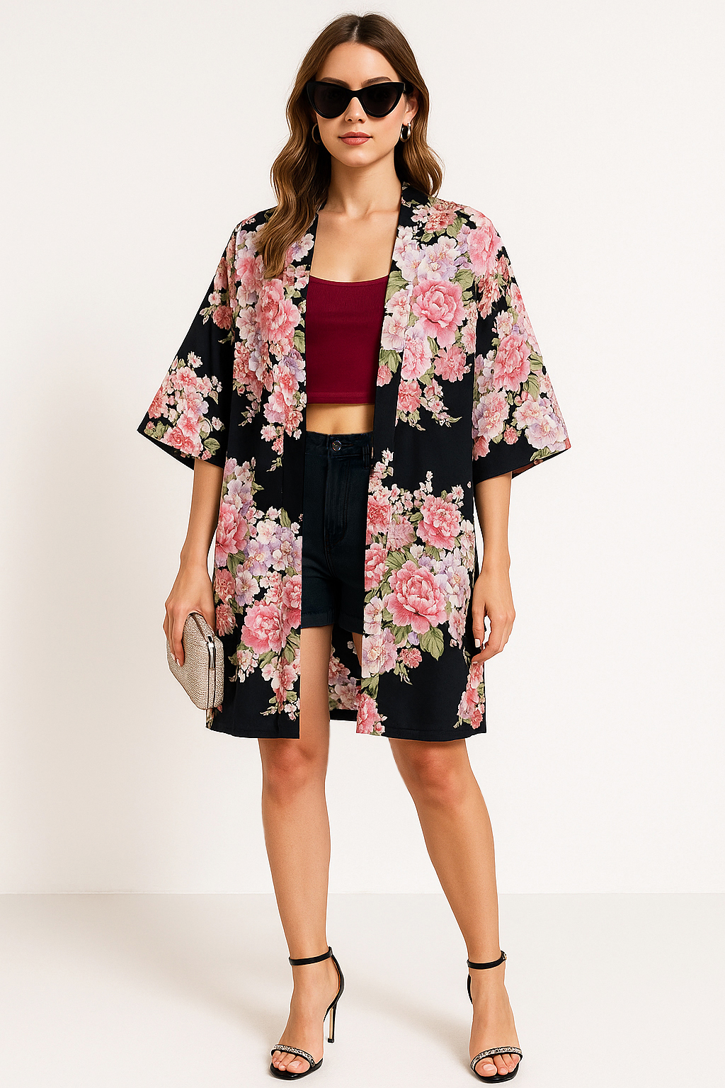 Yukata corto nero con elegante motivo floreale - immagine 12