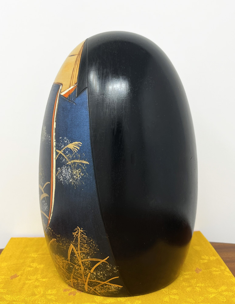 Elegante kokeshi vintage "Banshū" - "Tardo Autunno" di Toa Sekiguchi (20 cm) - immagine 3