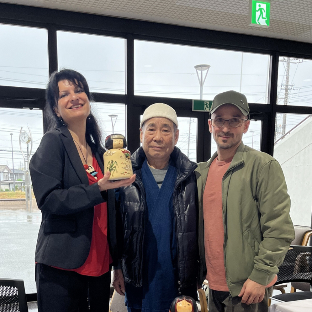 Raffinata kokeshi vintage "Naisho" - "Segreto" di Tatsuo Kato - immagine 13