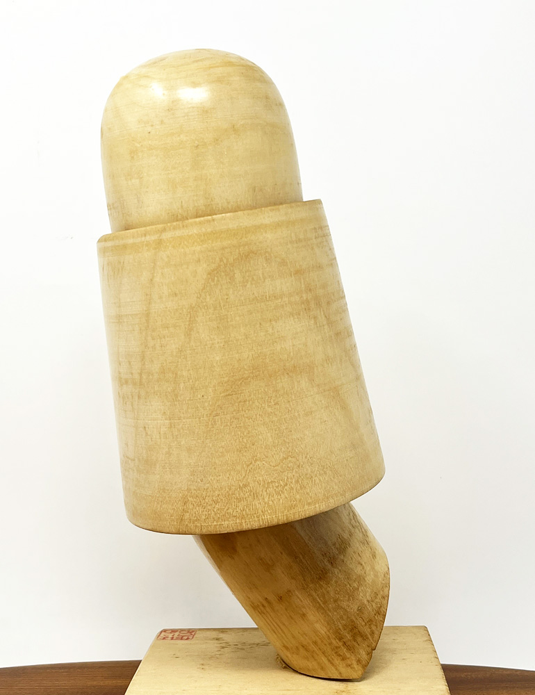 Premiata Kokeshi vintage - "Leone nello specchio" di Hajime Miyashita (25,5 cm) - immagine 3