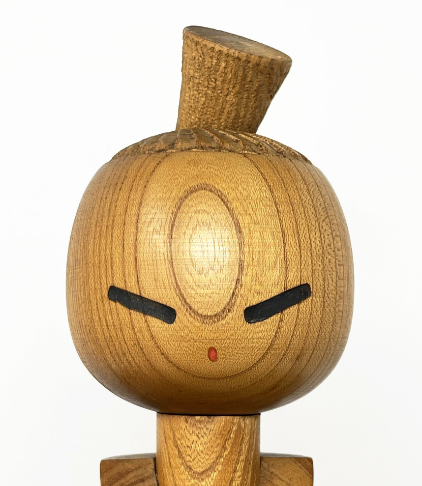 Rara kokeshi vintage “Monello” di Aida Harumine (Seihou) con base - (modello grande da 21,5) - immagine 5