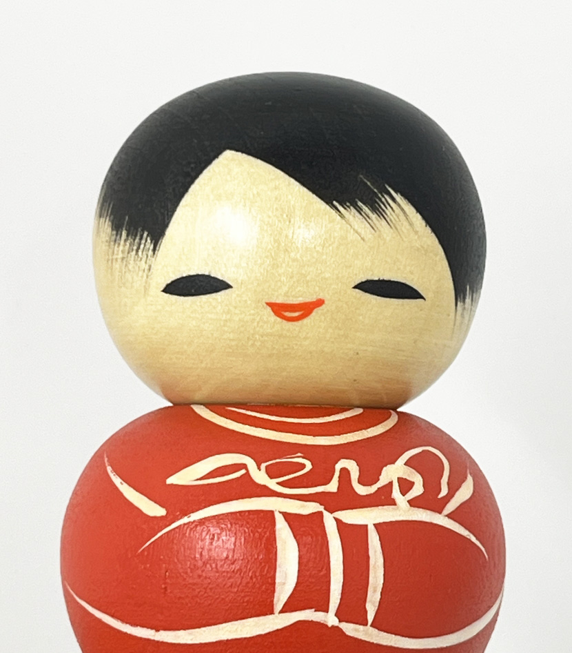 kokeshi vintage "Sakkā"- "Calcio" di Ryoka Aoki (rosso) - immagine 6