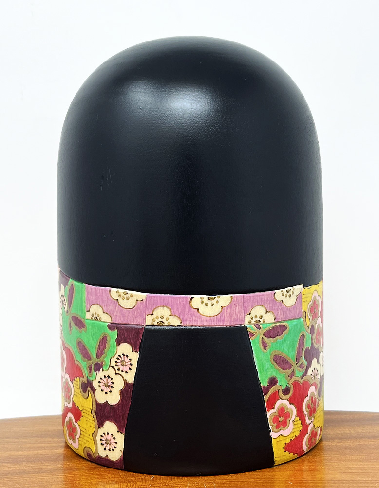 Esclusiva kokeshi "Zuikō" - "Luce di Buon Auspicio" di Fumio Tomidokoro - Pezzo unico - immagine 3