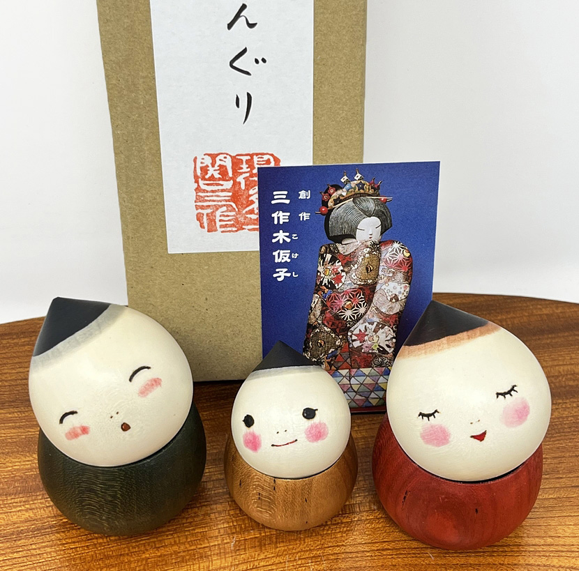 Kokeshi vintage da collezione "Donguri" - "Ghiande" del Maestro Sansaku Sekiguchi - immagine 5