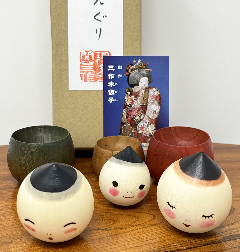Kokeshi vintage da collezione "Donguri" - "Ghiande" del Maestro Sansaku Sekiguchi - immagine 7