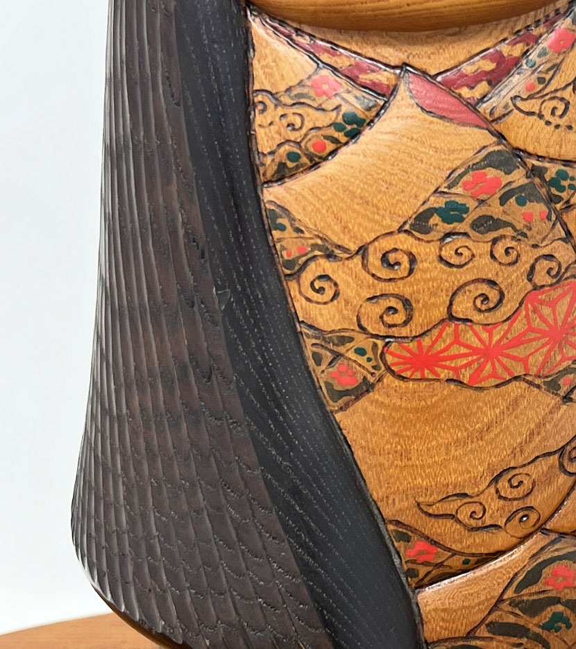 Pregiata kokeshi vintage da collezione "Yamazato" - "Villaggio di Montagna" di Tatsuo Kato - immagine 14