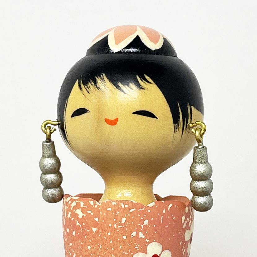 Rara kokeshi vintage "Hana Dansu"- "Danza dei Fiori" di Ryoka Aoki - immagine 8