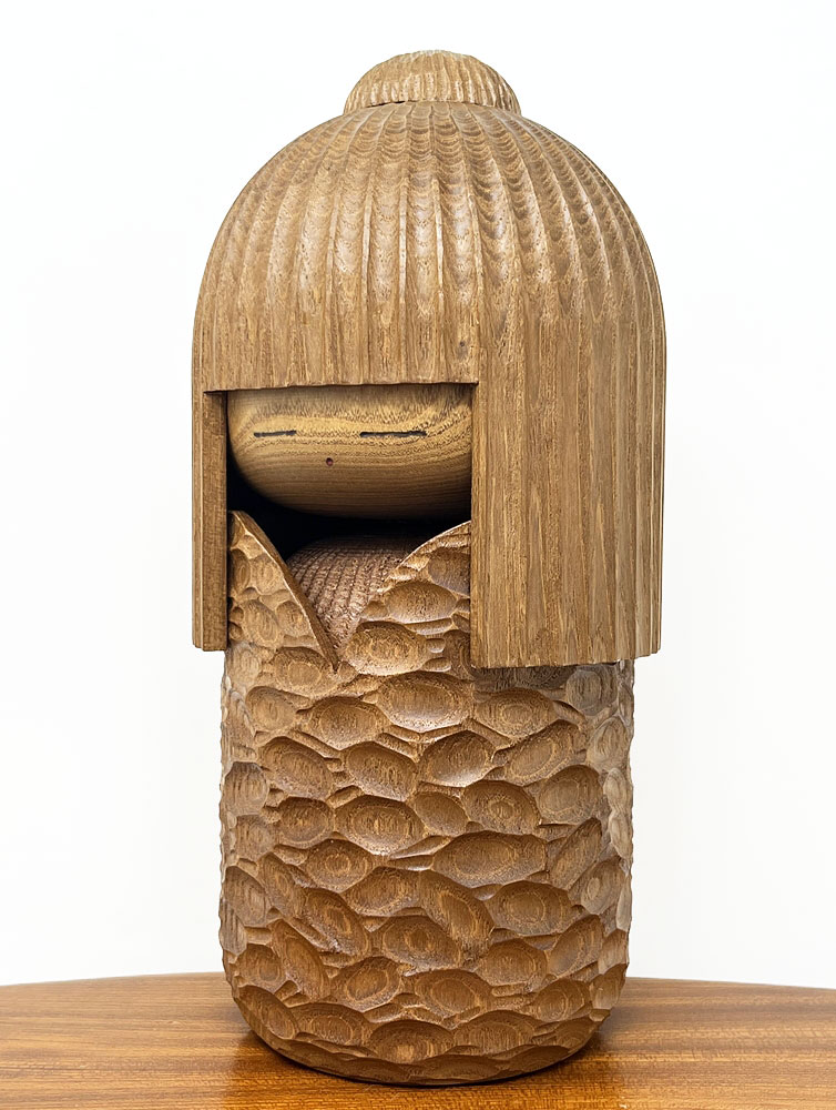 Pregiata kokeshi vintage da collezione "Warabe" – "Giovane Fanciulla" in legno di enju di Shido Shozan (26,5 cm) - immagine 2
