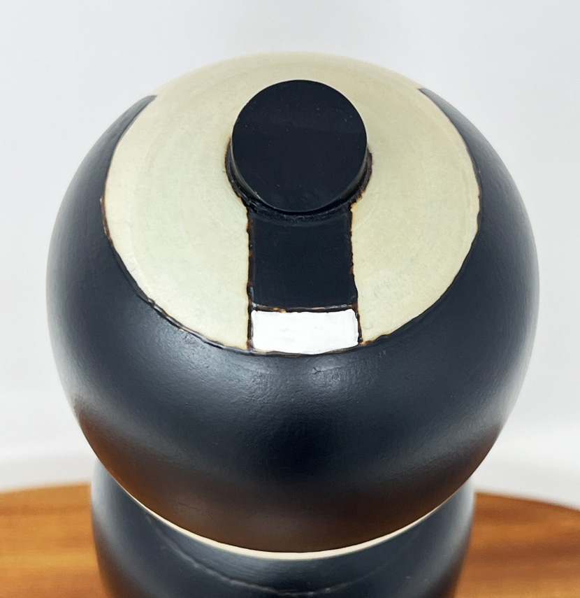 Raffinata kokeshi "Otokomae" - "Gentiluomo" di Oki Izumi (viola) - immagine 13