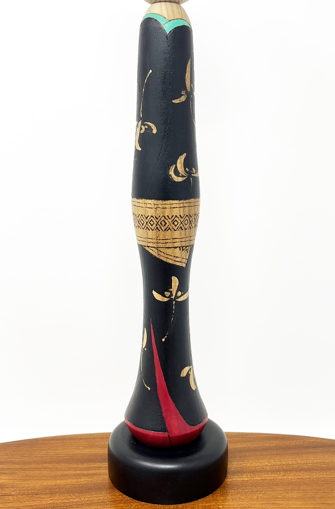 Rara kokeshi vintage da collezione "Iki" - "Eleganza" del Maestro Sansaku Sekiguchi (37,5 cm) - immagine 6