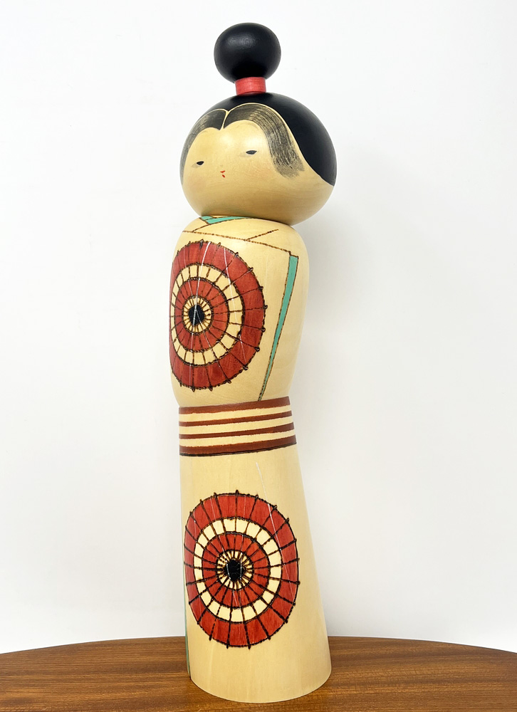 Esclusiva kokeshi vintage da collezione "Ame" - "Pioggia" di Sansaku Sekiguchi, figura femminile (35 cm) - immagine 2