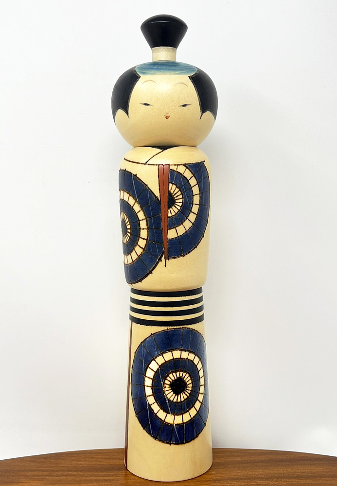 Esclusiva kokeshi vintage da collezione "Ame" - "Pioggia" di Sansaku Sekiguchi, figura maschile (37 cm)