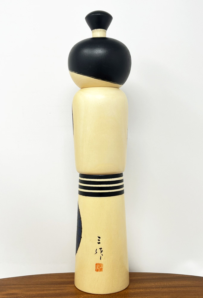 Esclusiva kokeshi vintage da collezione "Ame" - "Pioggia" di Sansaku Sekiguchi, figura maschile (37 cm) - immagine 4