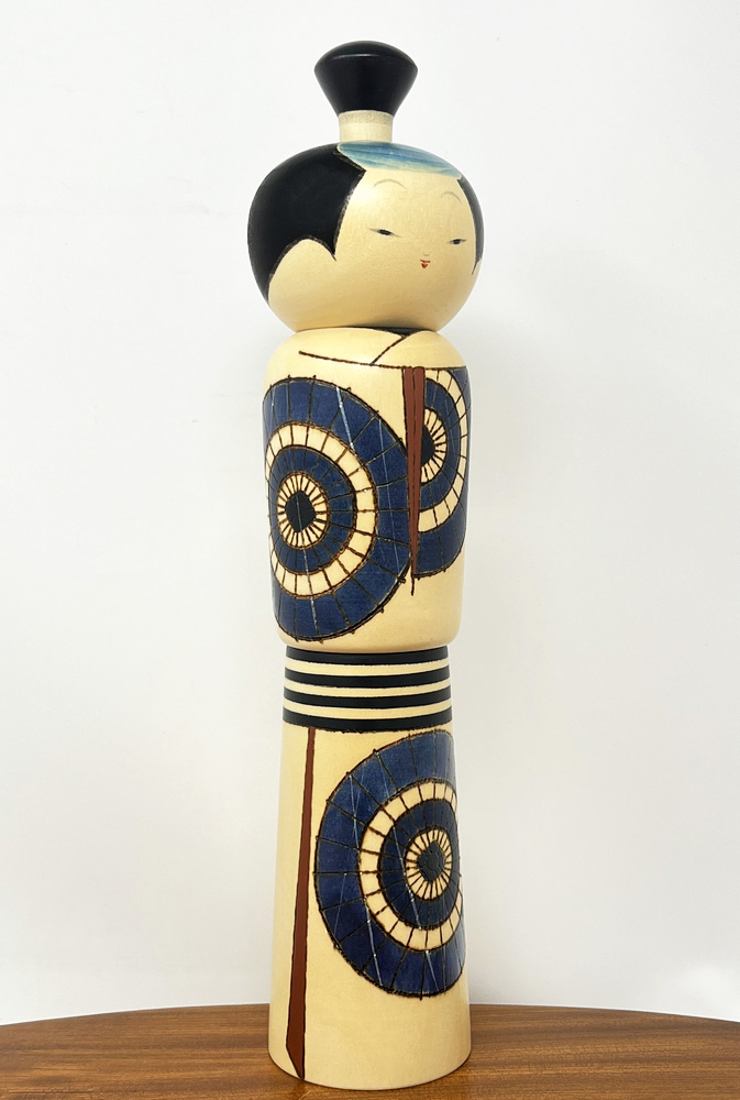 Esclusiva kokeshi vintage da collezione "Ame" - "Pioggia" di Sansaku Sekiguchi, figura maschile (37 cm) - immagine 5