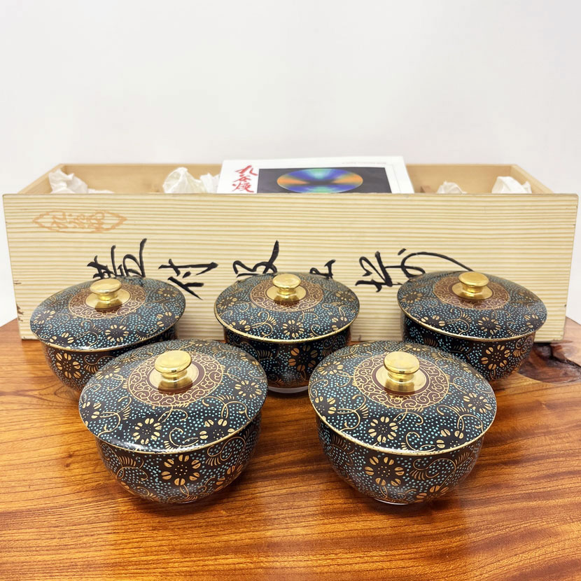 Servizio da tè vintage giapponese Kutani-yaki “Aotsubu” – Set di 5 tazze con coperchio firmate Shōgetsu – Con scatola originale - immagine 12