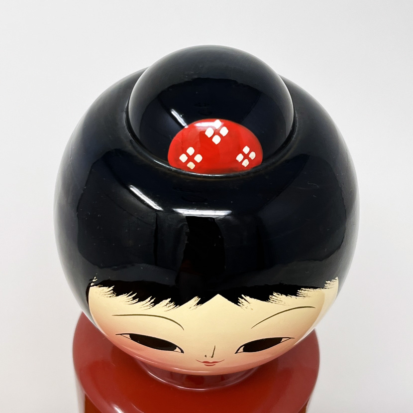 Pregiata kokeshi urushi - Ragazza dei fiori di Pruno - di Yanagiyama - immagine 10